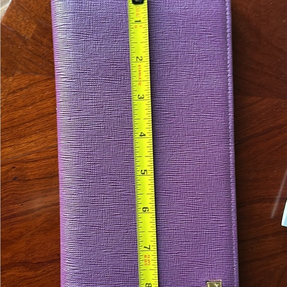 Damiani purple wallet. Brand new w/tags. 8.5” x 4.5”. BNWT. Excellent condition - Picture 8 of 9